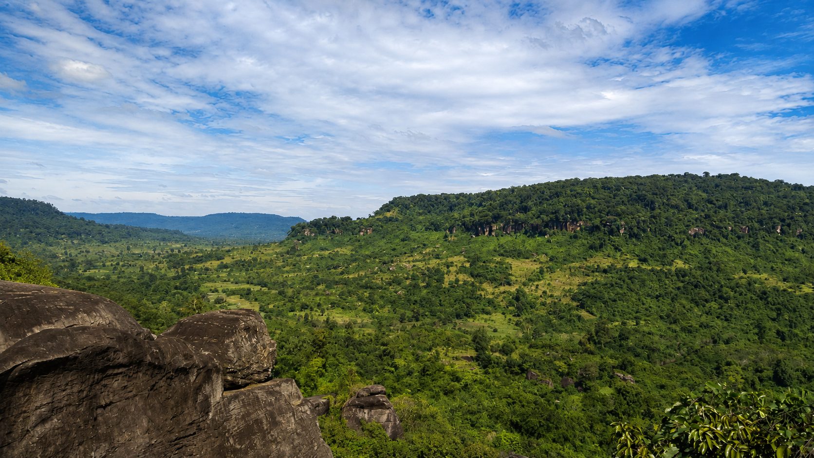 Phnom Svay in Banteay Meanchey the scenic hill