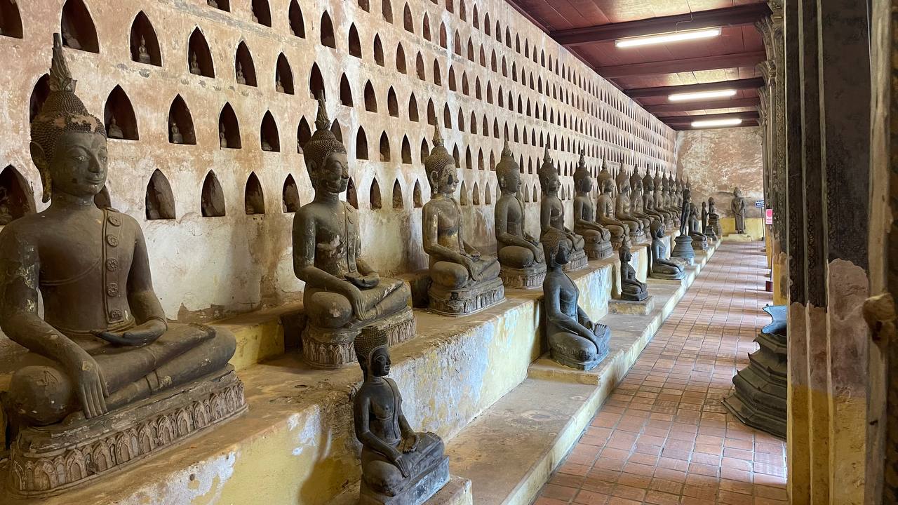 Sculptures in Banteay Meanchey Province