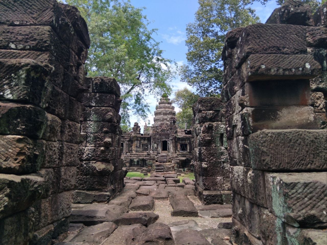 Baset Temple Battambang