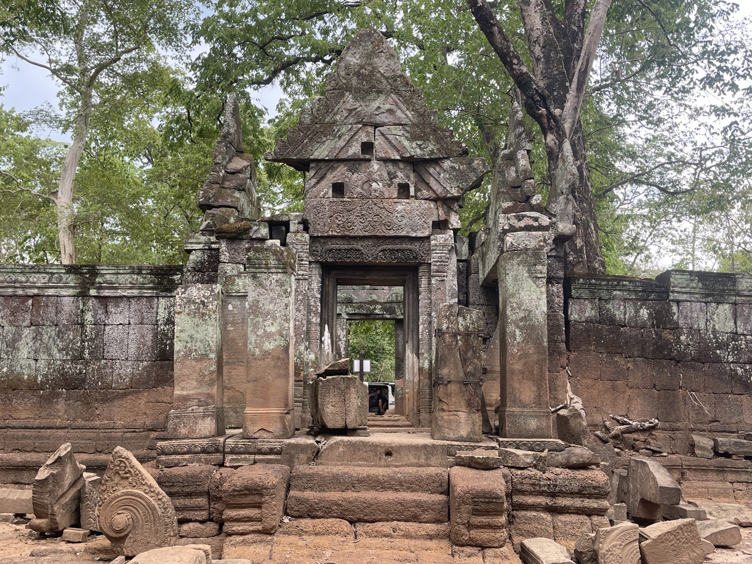 Prasat Krachab Temple, Koh Ker