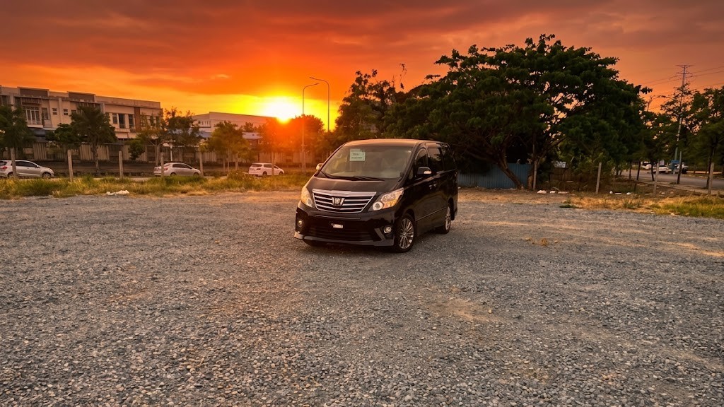 Private shuttles car/ bus and Airport Transfer in Siem Reap, Phnom Penh, Cambodia